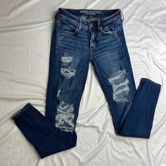American Eagle  SUPER STRETCH Dark Distressed Jegging Jean Size 2 Regular. - Picture 3 of 10